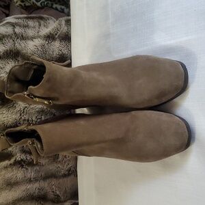 Blondo Liam Waterproof Ankle Boot Bootie Brown Suede Double Zip Women’s Size7.5